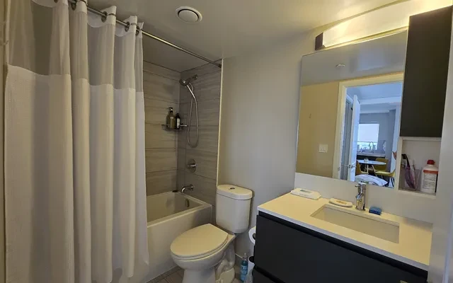 Markham Downtown Condo - 2 bedrooms + 2 bathrooms 4