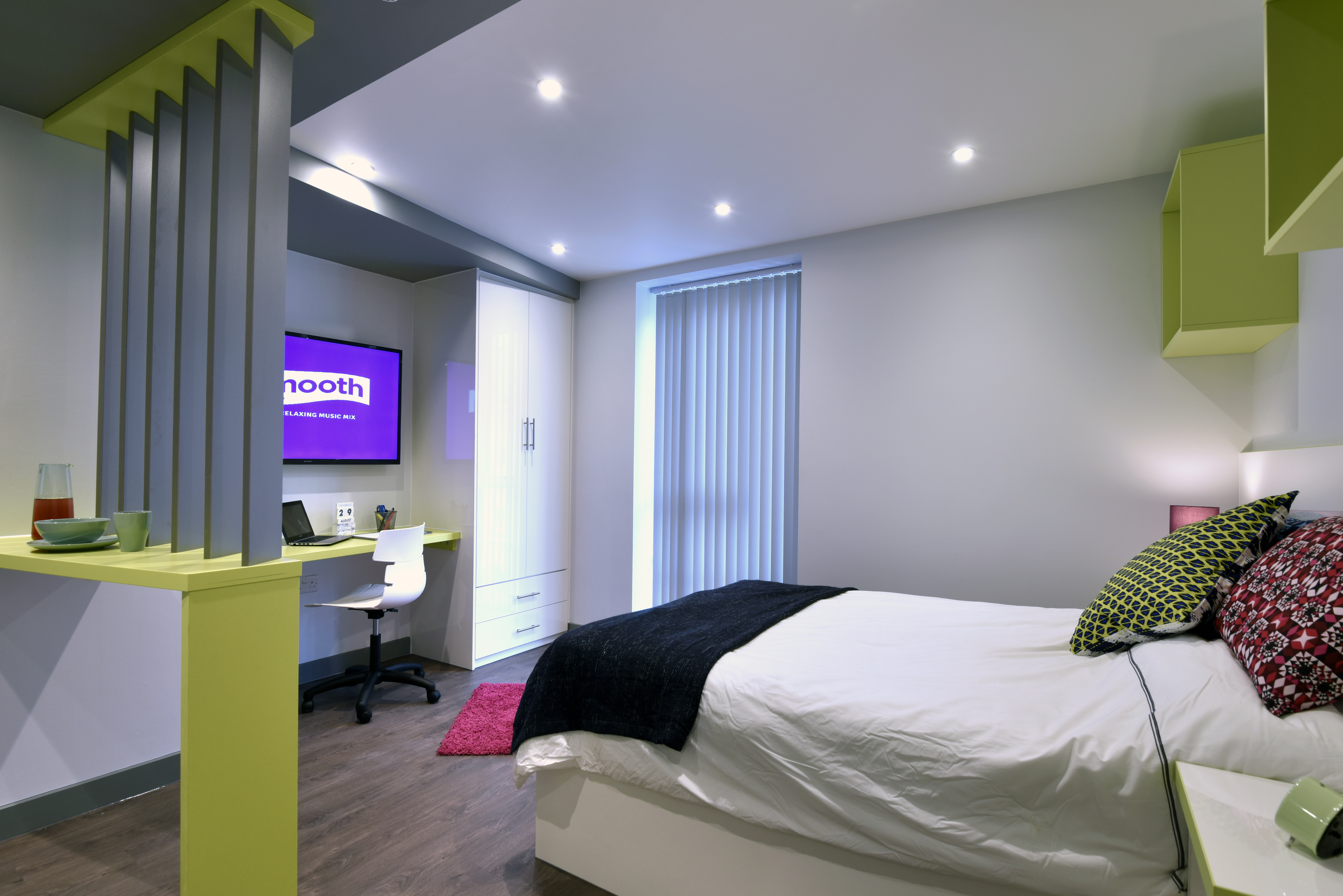 Executive Gold Studio 60