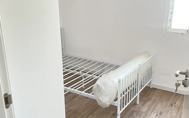 马德里7号线Ascao两个全新房间首发。 2