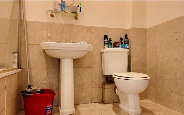 Collingham Place Apartment 4