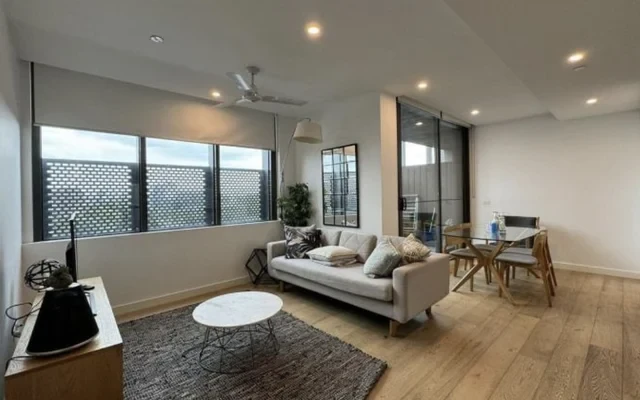 墨尔本近墨大ct 双明房loft 0