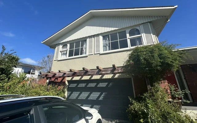 Walking distance to Canterbury University and Education Institute of Canterbury. Located at Rutherglen Ave, Ilam. - Christchurch student accommodation - Walking distance to Canterbury University and Education Institute of Canterbury. Located at Ruthergl