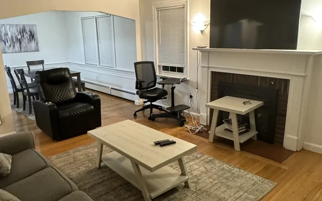 2 Bedroom apartment with parking 1