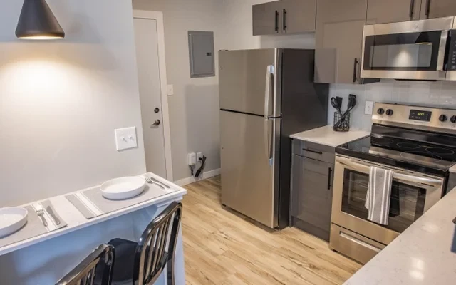 309 E Clark Street 1