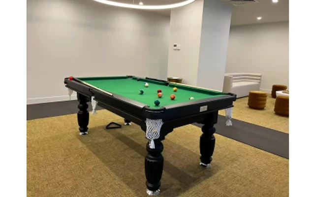 Melbourne uno 4
