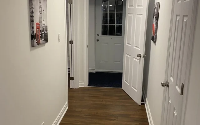 蒙特利尔Plateau 3-bedroom中单人卧室出租 3