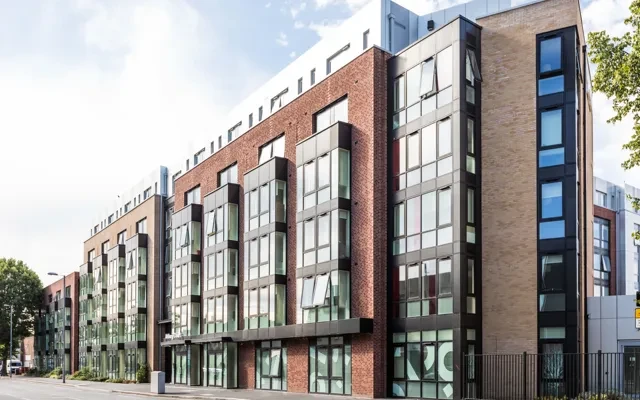 Arbury Court Kingston 1