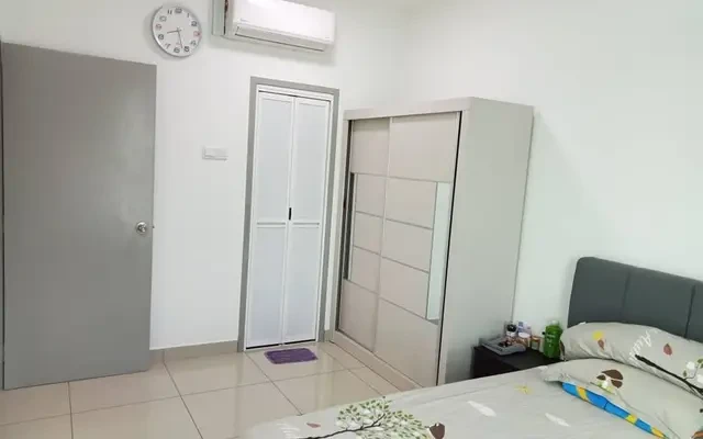 Meta Residence 4