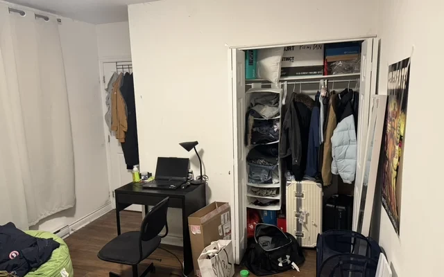 蒙特利尔Plateau 3-bedroom中单人卧室出租 1