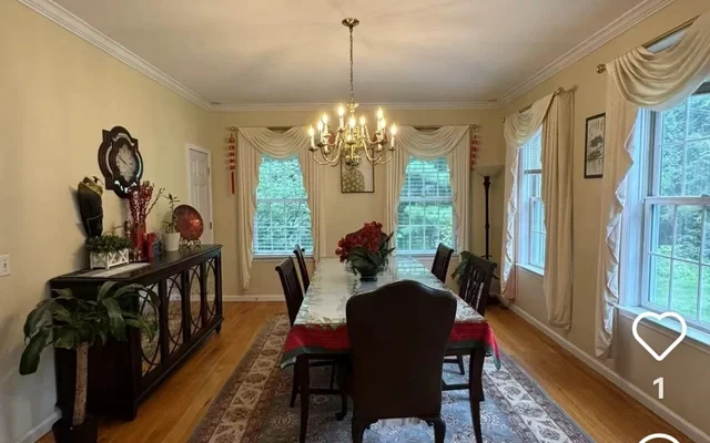 4 bedroom house along Amity road 3