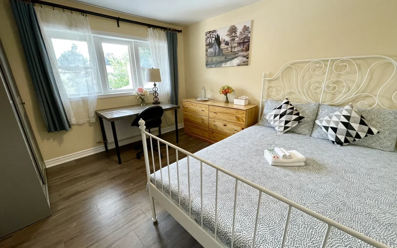 Toronto-Cozy Home undefined