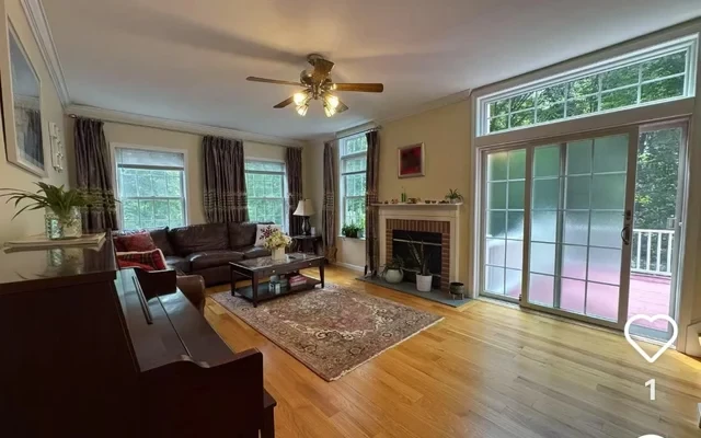 4 bedroom house along Amity road 4