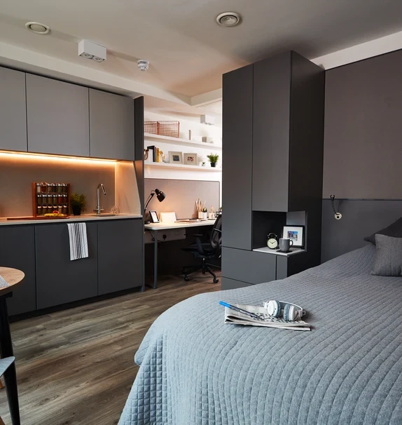 Vita Student Circle Square