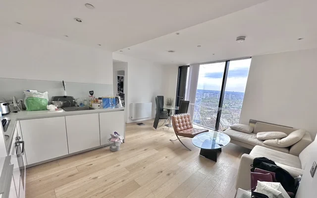 Strata Tower SE1 高层落地窗 4