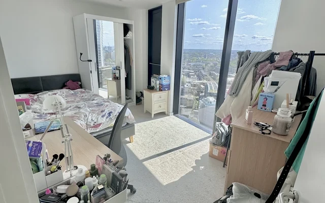 Strata Tower SE1 高层落地窗 0
