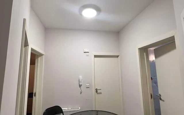 560 Caledonian Road连排大house 1