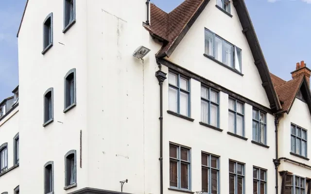 Dwell Castle Gate Haus 2