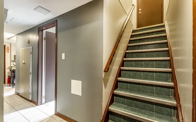 10 Cardill Cres 3