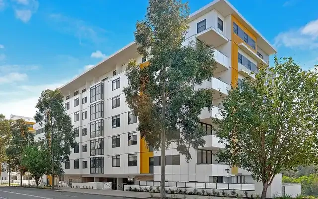 97 Caddies Boulevard 1