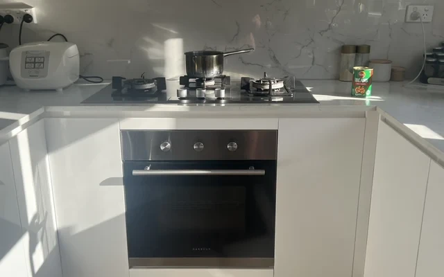 ROSIE HOUSE NEAR MONASH UNIVERSITY IN CLAYTON 4