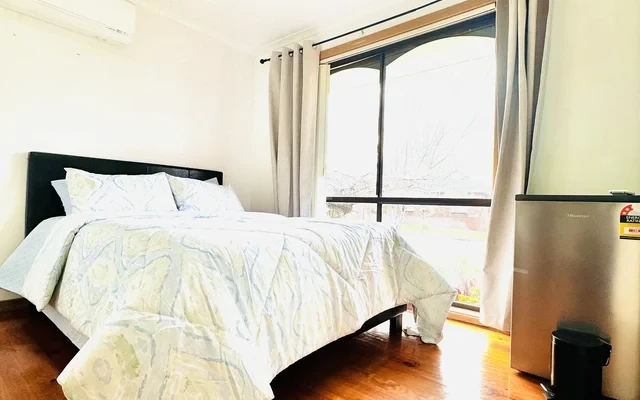 4 Ensuite Bedrooms for Ultimate Comfort-Mill Park 4