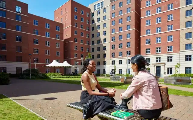 Bay Campus 4