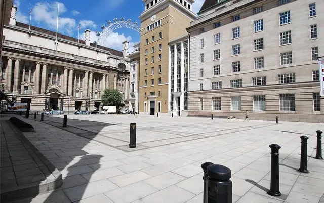 County Hall Apartment 3
