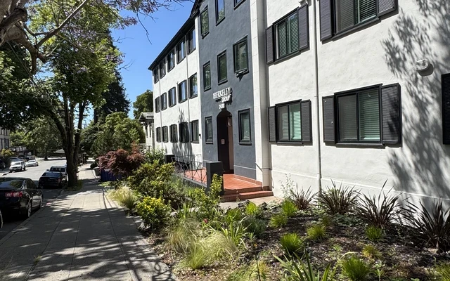 2430 Prospect 3
