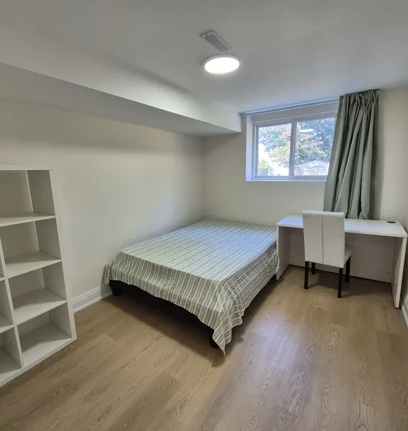 北约克Seneca Newnham Campus半独立屋房东直租