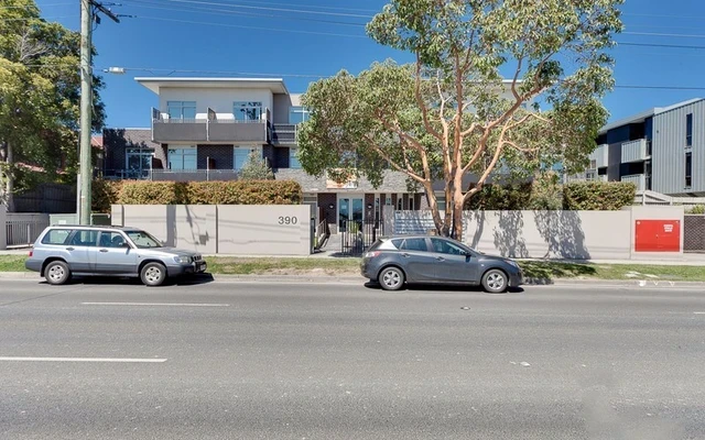 390 Burwood Highway 1