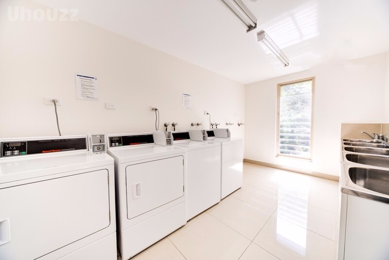 1023 Dandenong Road 2