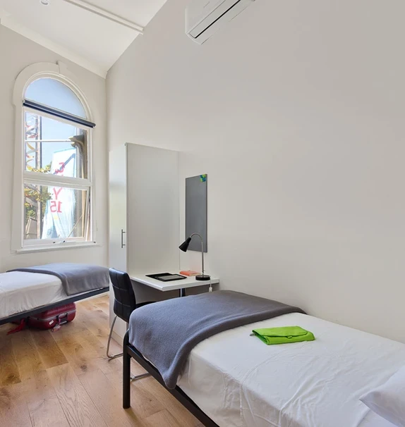 Link2 Central Apartment