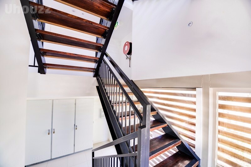 1023 Dandenong Road 3