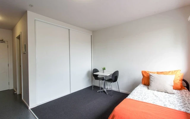 234 Warrigal Road 3