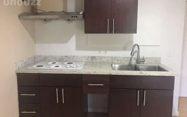 1B1B apartment near the Mills College 2
