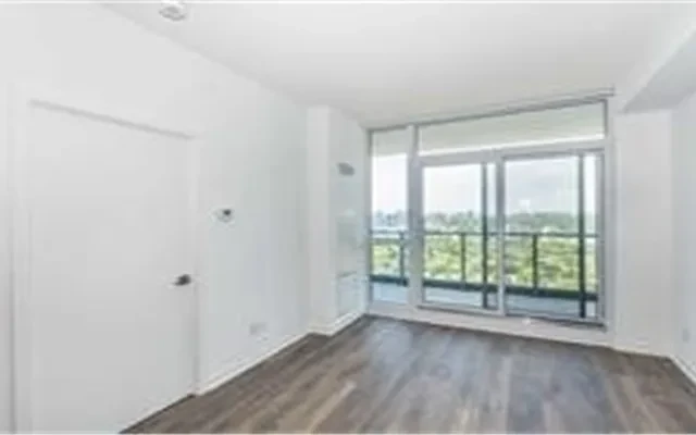 Toronto 1 Bedroom+Den for rent 1