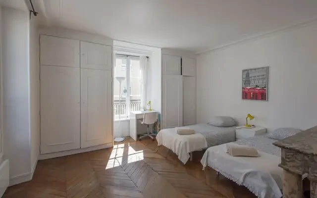 Paris 1eme Comforts of Home - 19 rue Pierre Lescot 0