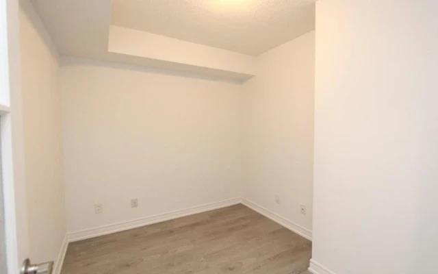 EQ1(70 Town Centre Court) 4