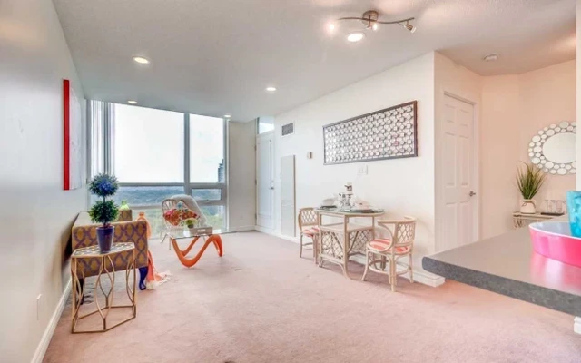 Altitude(88 Grangeway Ave) 3