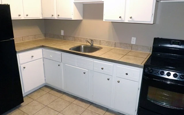 Capricorn Apartments 3