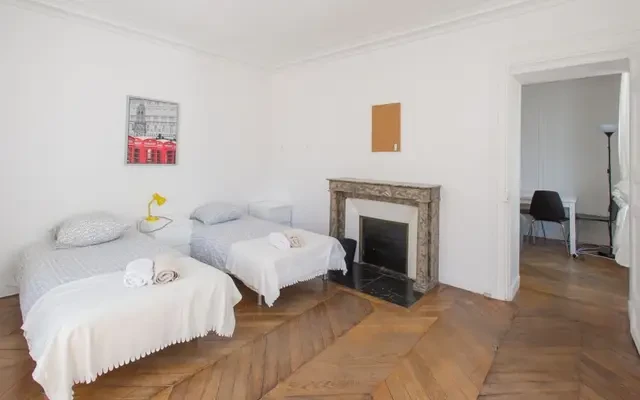 Paris 1eme Comforts of Home - 19 rue Pierre Lescot 1
