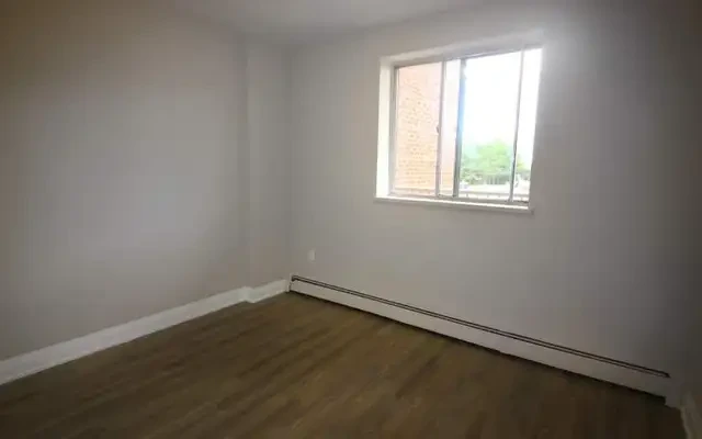 718 Lawrence 1