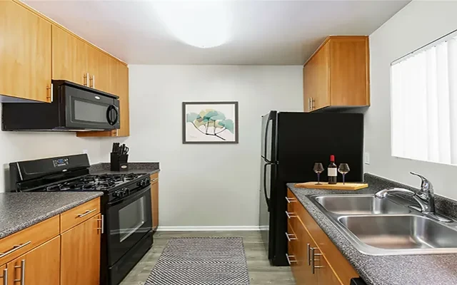 Avalon Woodland Hills 0