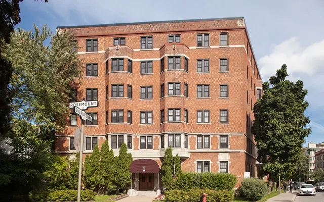 1 Rosemount Avenue 0
