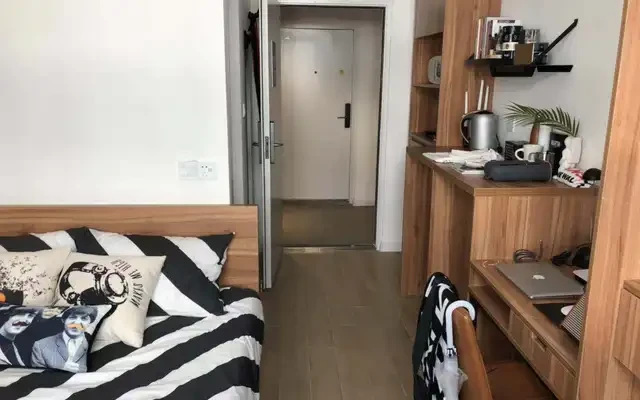 Port Apartment(Hongqiao Fanxing Community) 4