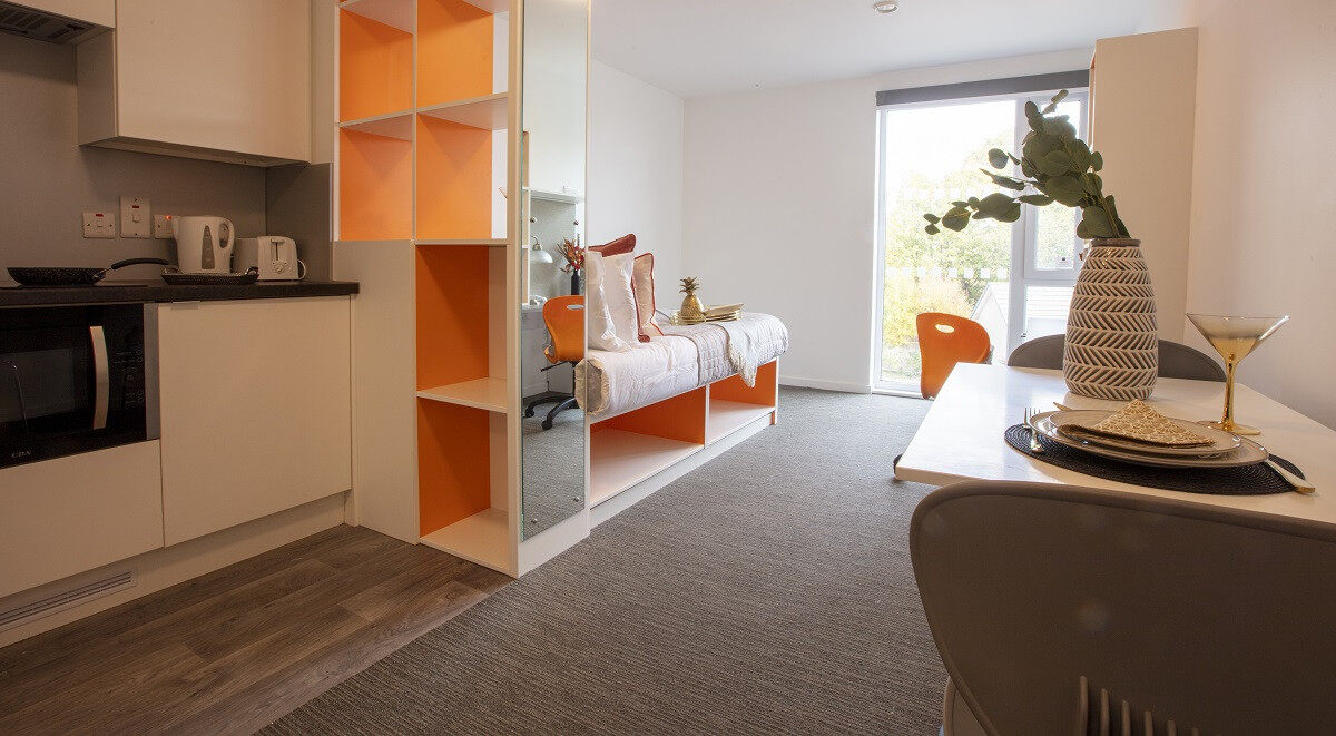 Elegance Plus Studio