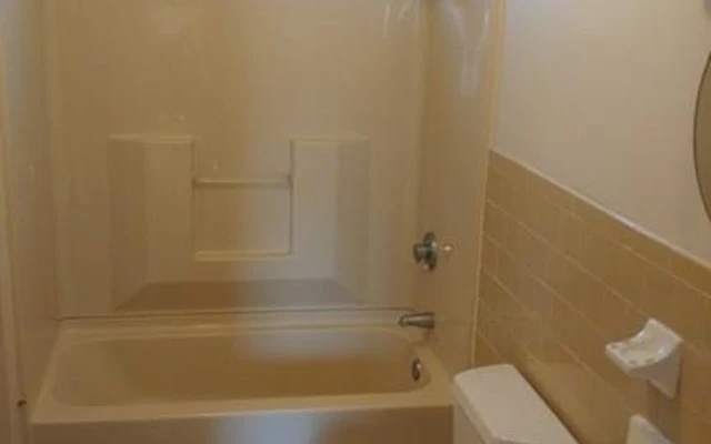 W Carpenter st, Attleboro, MA 02703 3
