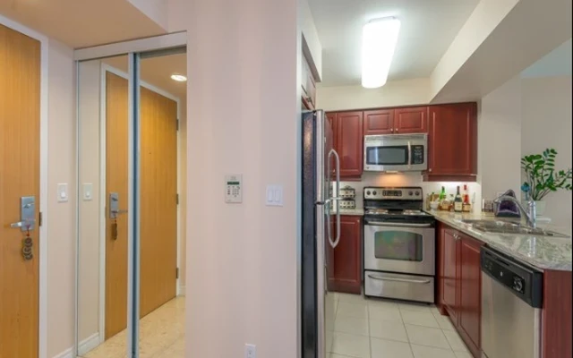 Skyscape(68 Grangeway Ave) 4