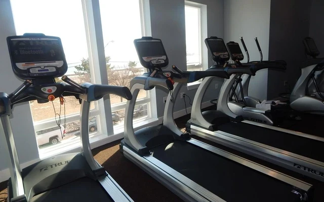 Ocean Ave, Revere, MA 02151 4
