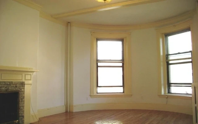 Beacon Street, Boston, MA 02215 3